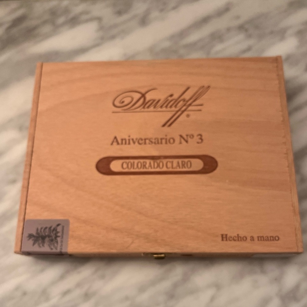 Davidoff Aniversario No. 3 Wooden Cigar Box.